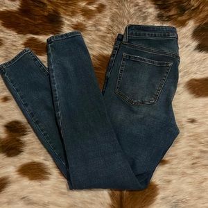 Aero Highrise Jeggings